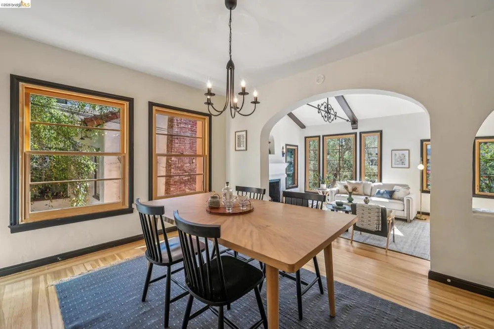 1655 Scenic Ave Berkeley, CA 94709
