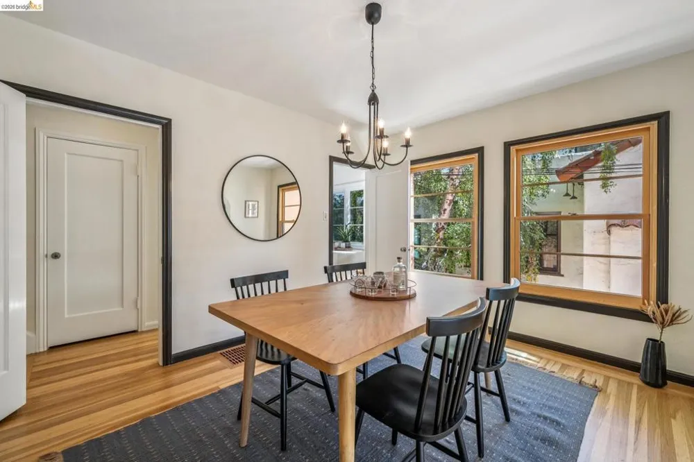 1655 Scenic Ave Berkeley, CA 94709