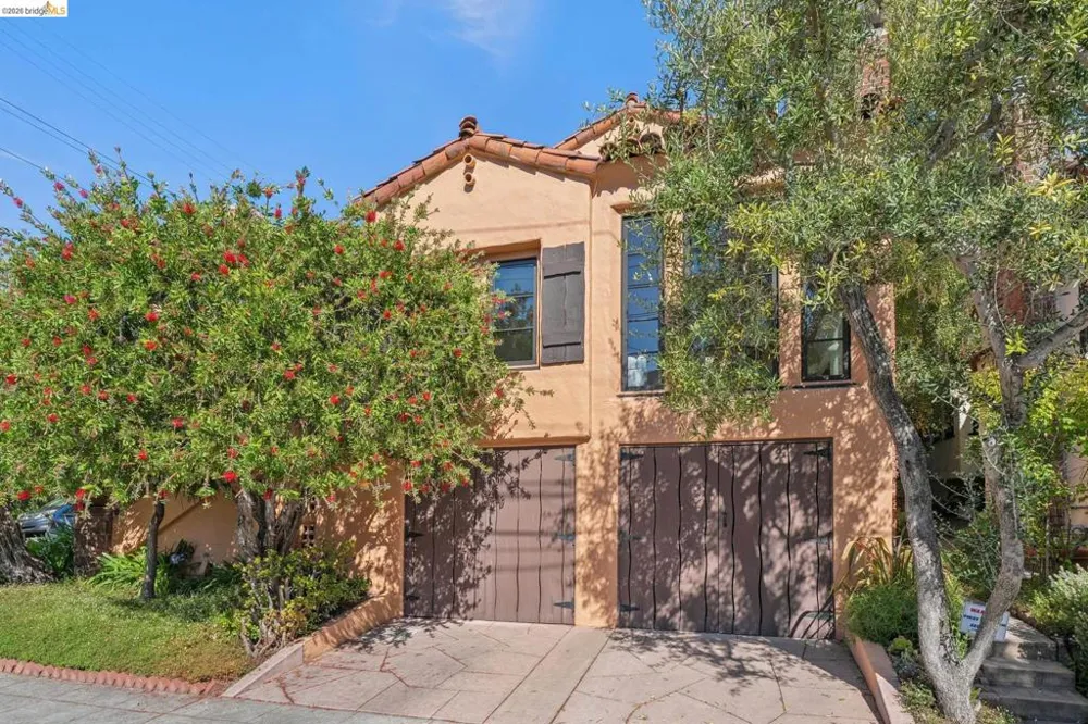 1655 Scenic Ave Berkeley, CA 94709