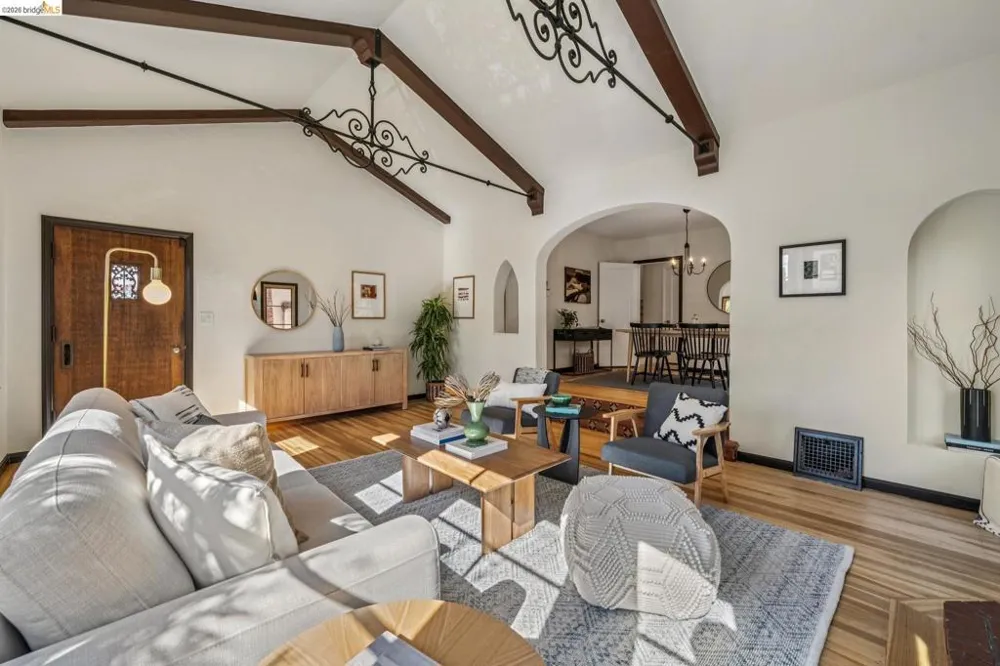 1655 Scenic Ave Berkeley, CA 94709