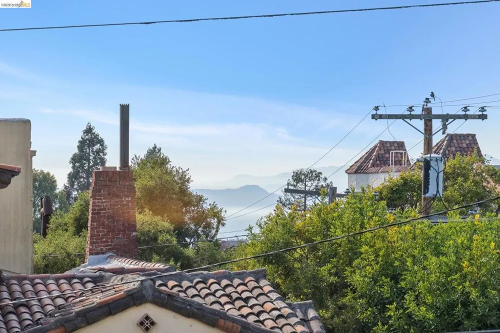 1655 Scenic Ave Berkeley, CA 94709