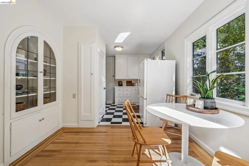 1655 Scenic Ave Berkeley, CA 94709