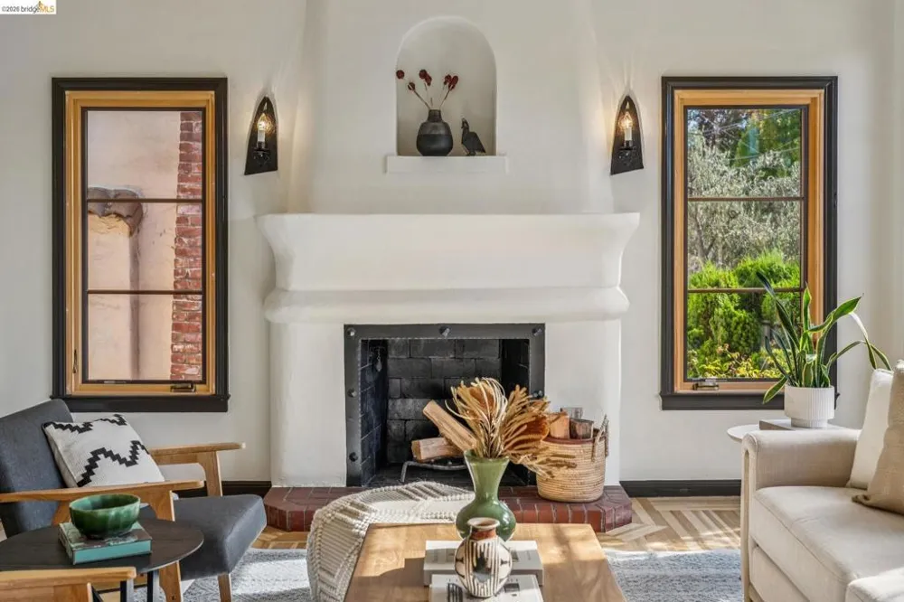 1655 Scenic Ave Berkeley, CA 94709