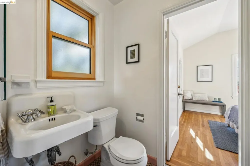 1655 Scenic Ave Berkeley, CA 94709