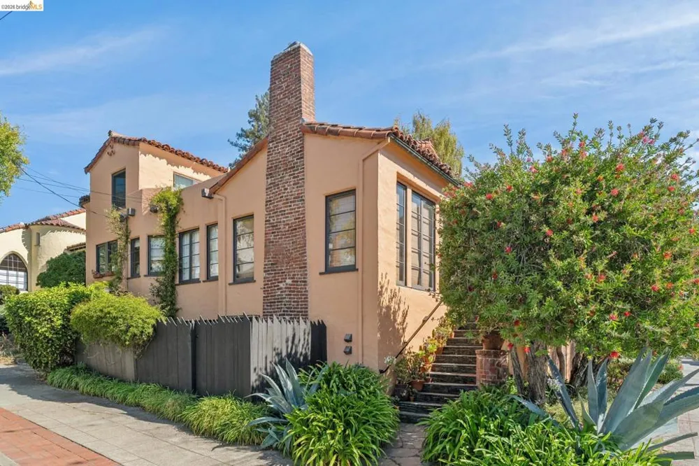 1655 Scenic Ave Berkeley, CA 94709