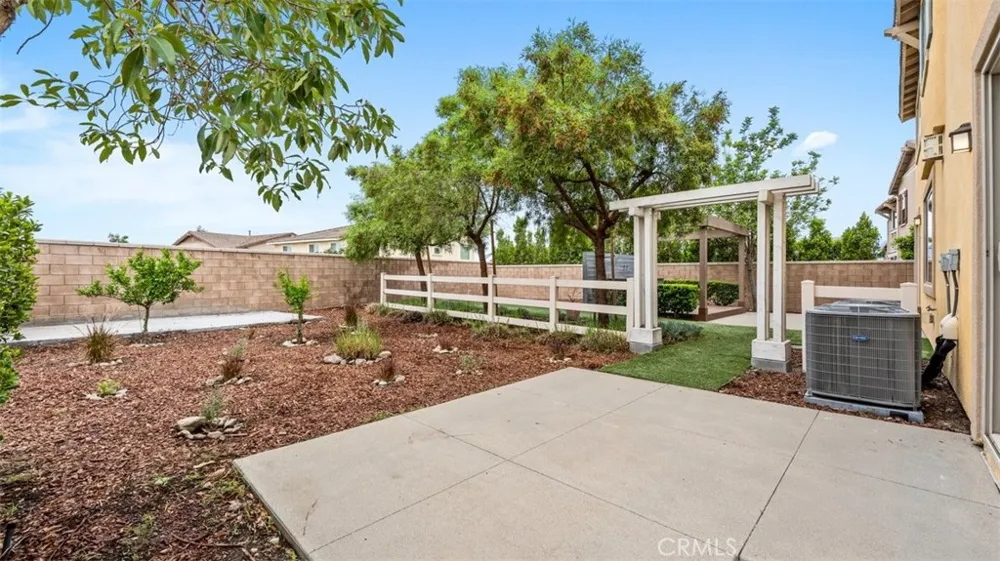 16575 Justin St Fontana, CA 92336