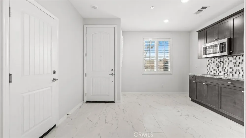 16575 Justin St Fontana, CA 92336