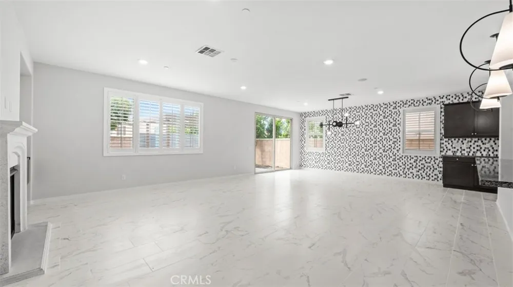 16575 Justin St Fontana, CA 92336