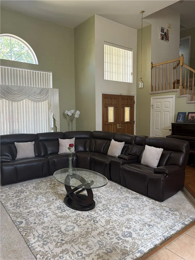 43502 11th E Lancaster, CA 93535
