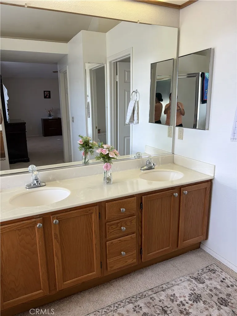 43502 11th E Lancaster, CA 93535