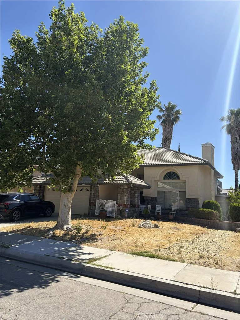 43502 11th E Lancaster, CA 93535