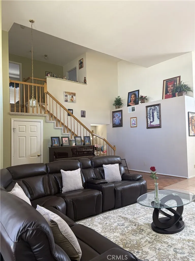 43502 11th E Lancaster, CA 93535