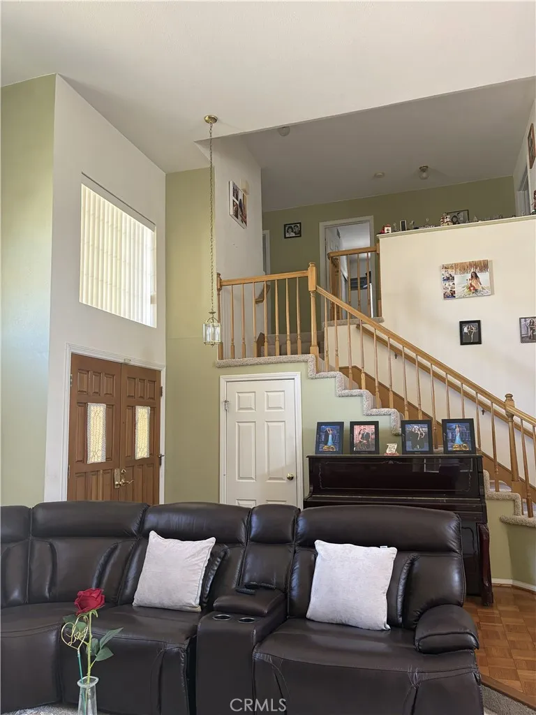 43502 11th E Lancaster, CA 93535