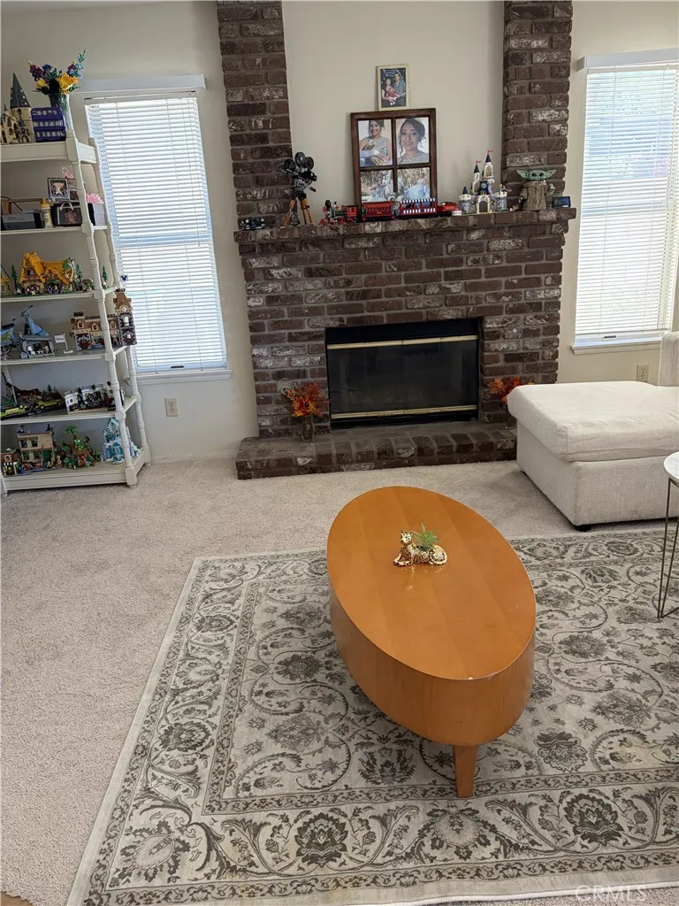 43502 11th E Lancaster, CA 93535