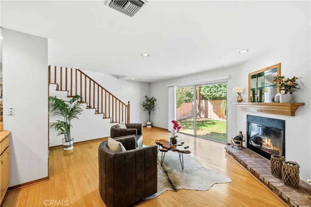 9801 Lubao Avenue Chatsworth, CA 91311