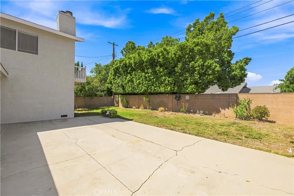 9801 Lubao Avenue Chatsworth, CA 91311