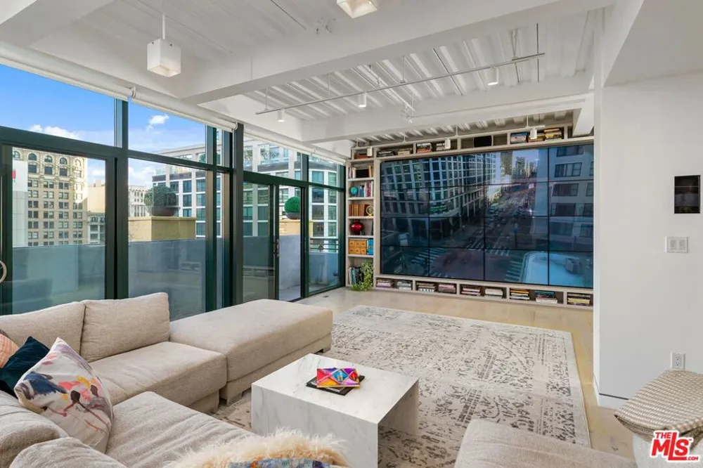 353 S Broadway #Penthouse Los Angeles, CA 90013