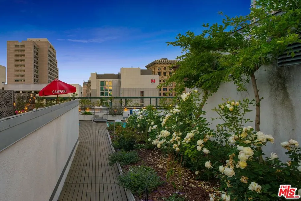 353 S Broadway #Penthouse Los Angeles, CA 90013