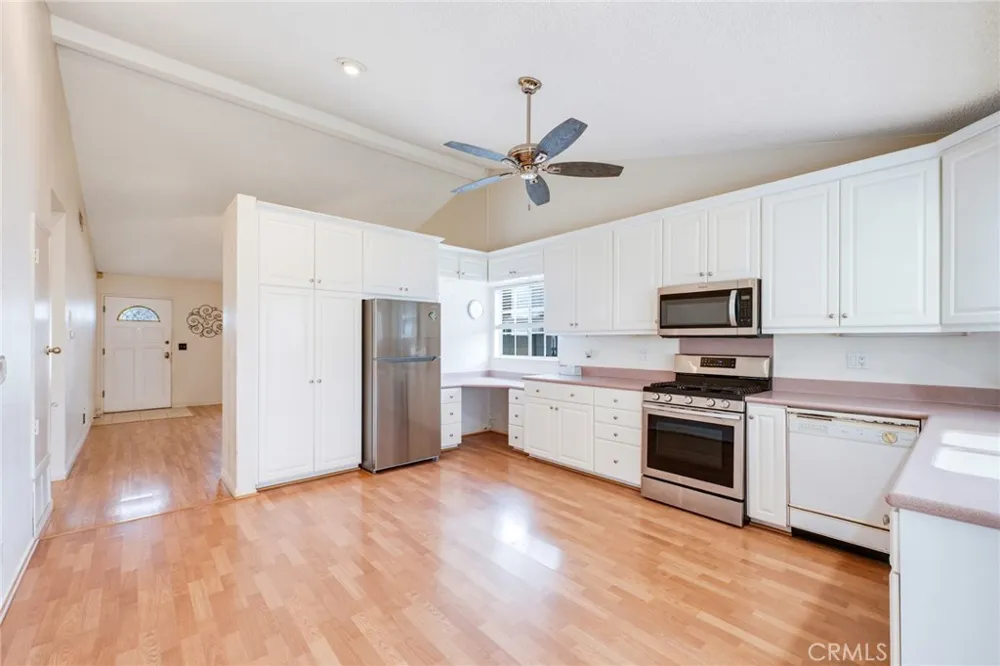 9146 Gregory Street Cypress, CA 90630