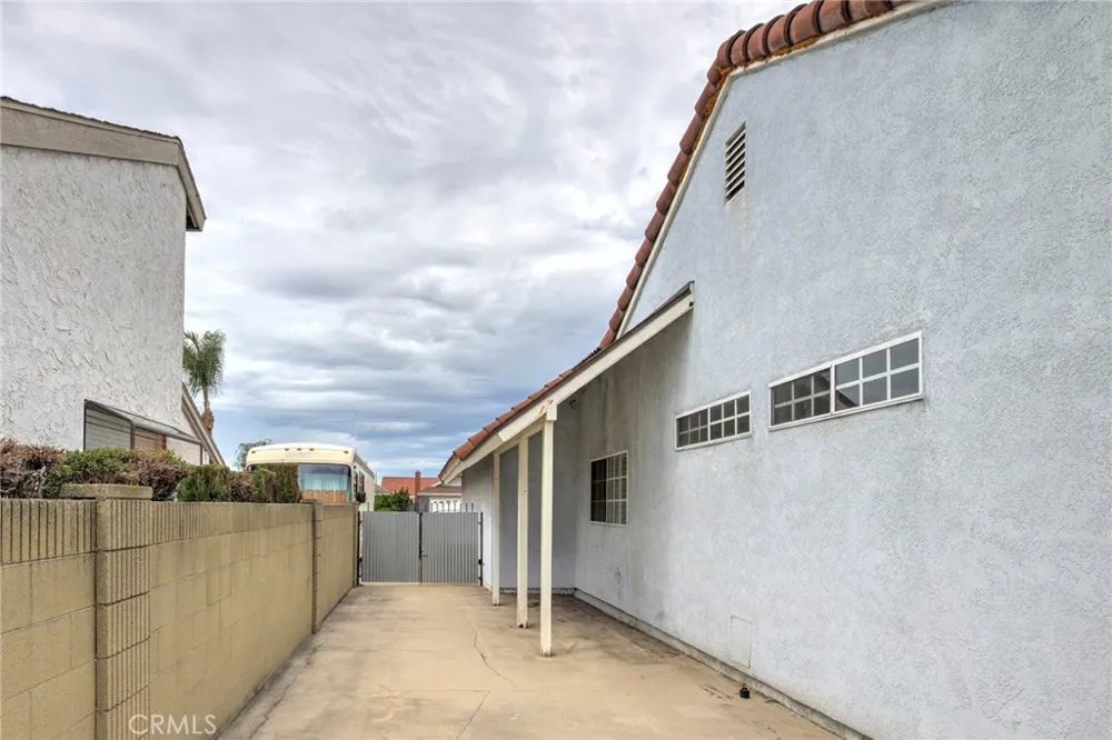 9146 Gregory Street Cypress, CA 90630