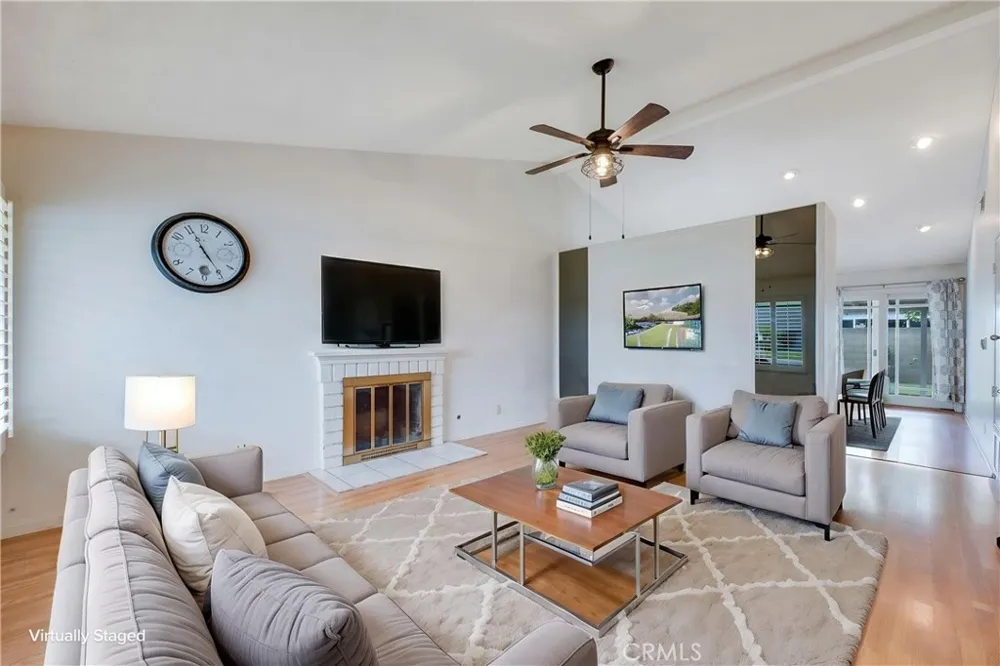9146 Gregory Street Cypress, CA 90630