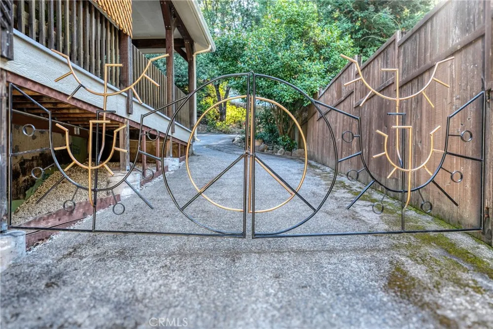 15785 Rainbow Drive Cobb, CA 95426