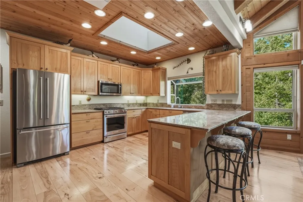 15785 Rainbow Drive Cobb, CA 95426
