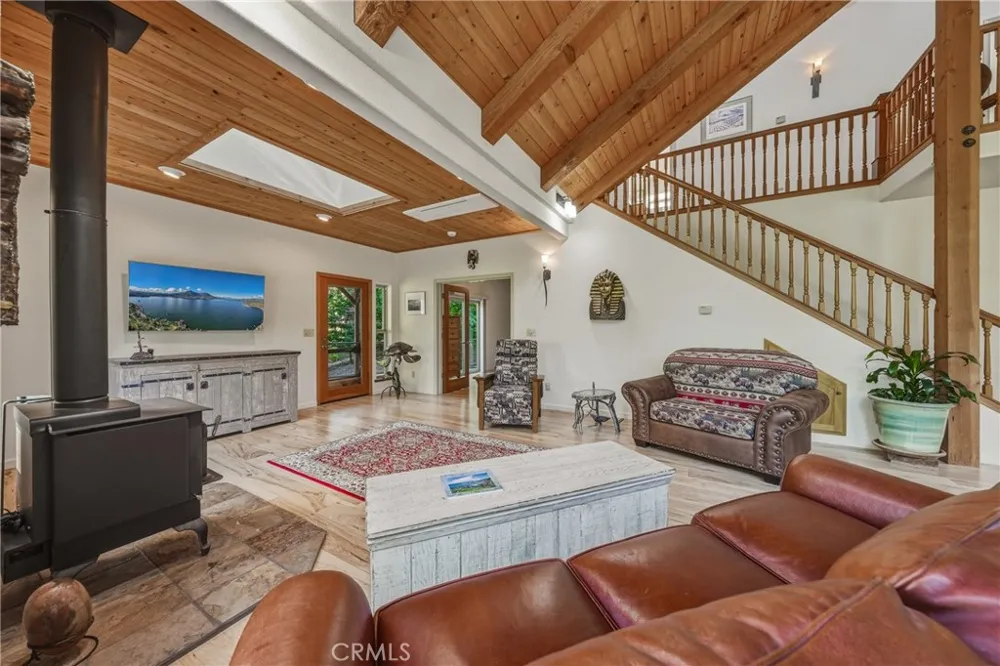 15785 Rainbow Drive Cobb, CA 95426