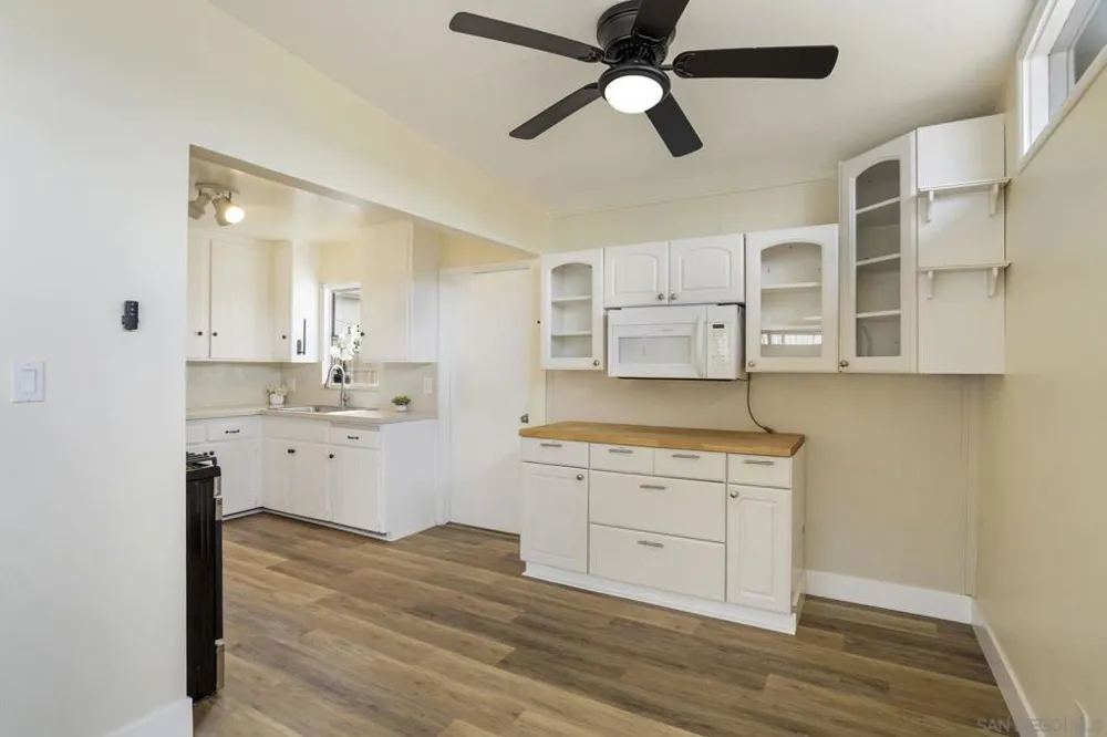 3515 Moccasin Ave San Diego, CA 92117