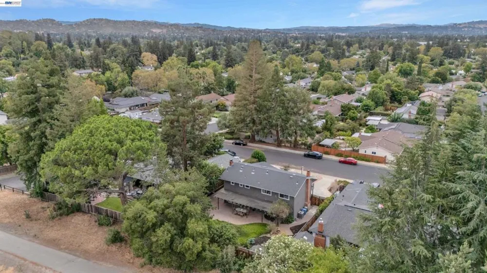 3629 Perada Dr Walnut Creek, CA 94598