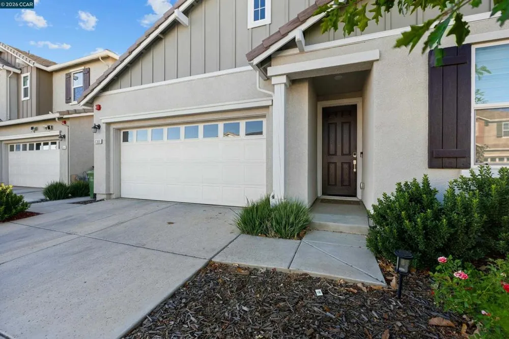 8300 Kevin Whiteley Dr Elk Grove, CA 95757