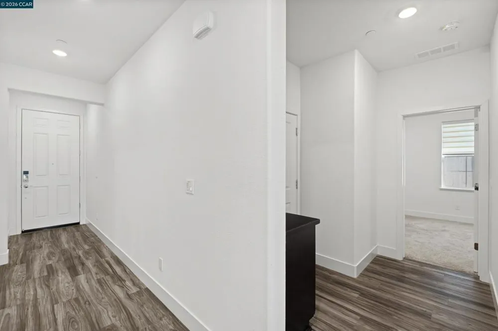 8300 Kevin Whiteley Dr Elk Grove, CA 95757