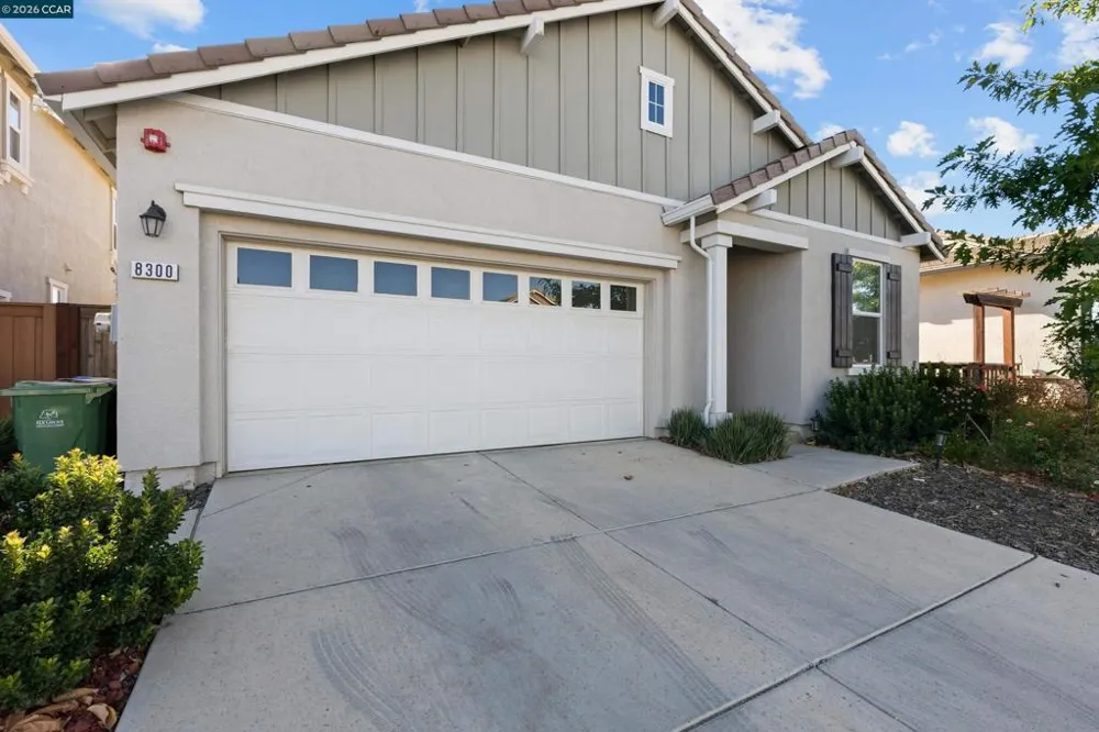 8300 Kevin Whiteley Dr Elk Grove, CA 95757