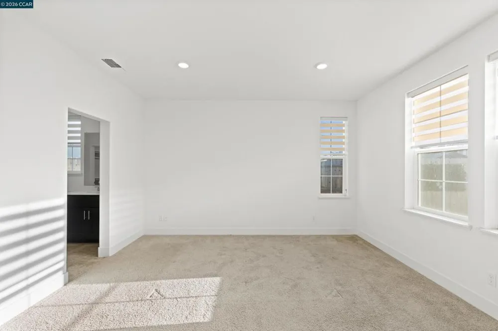 8300 Kevin Whiteley Dr Elk Grove, CA 95757