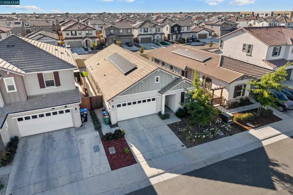 8300 Kevin Whiteley Dr Elk Grove, CA 95757