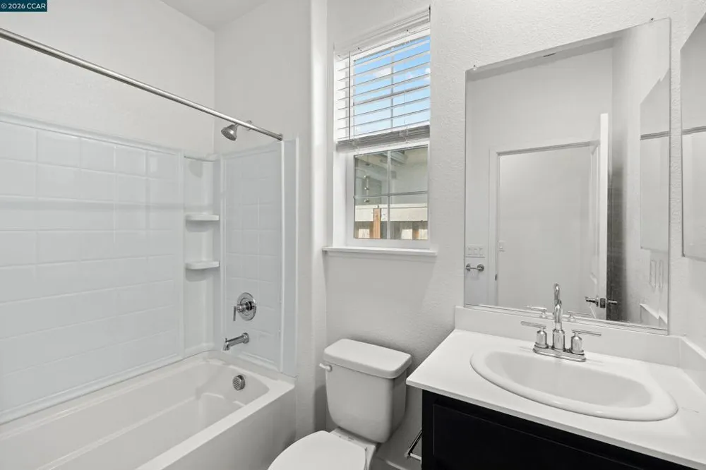 8300 Kevin Whiteley Dr Elk Grove, CA 95757