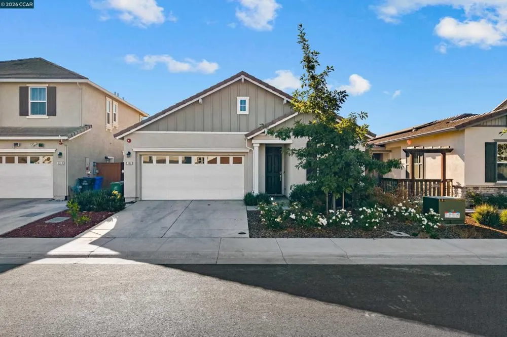 8300 Kevin Whiteley Dr Elk Grove, CA 95757