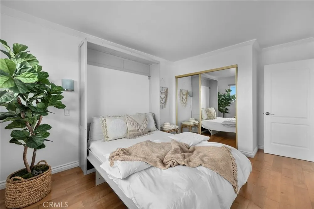 1200 Opal Street #7 Redondo Beach, CA 90277