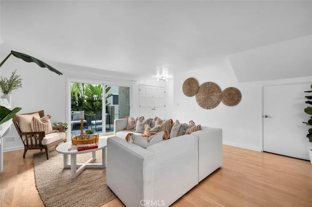 1200 Opal Street #7 Redondo Beach, CA 90277