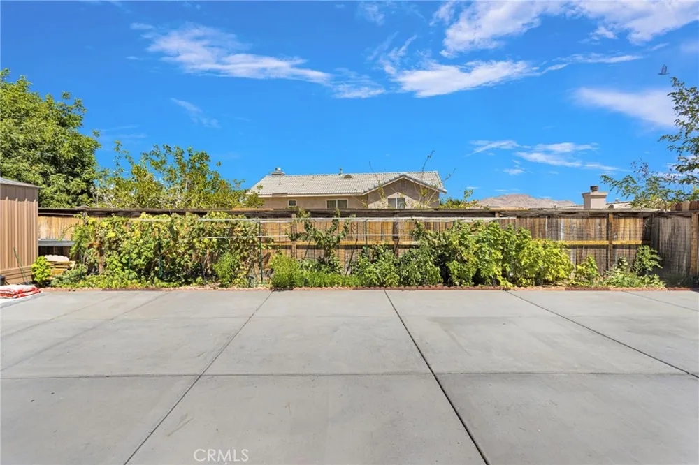 14596 Cardiff Lane Victorville, CA 92394