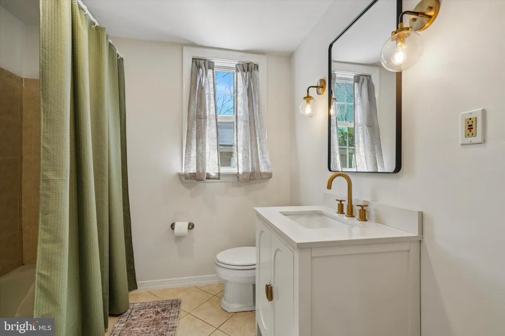 941 CHURCH ROAD Springfield, PA 19064