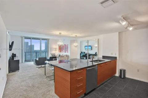 50 Biscayne Blvd #2801