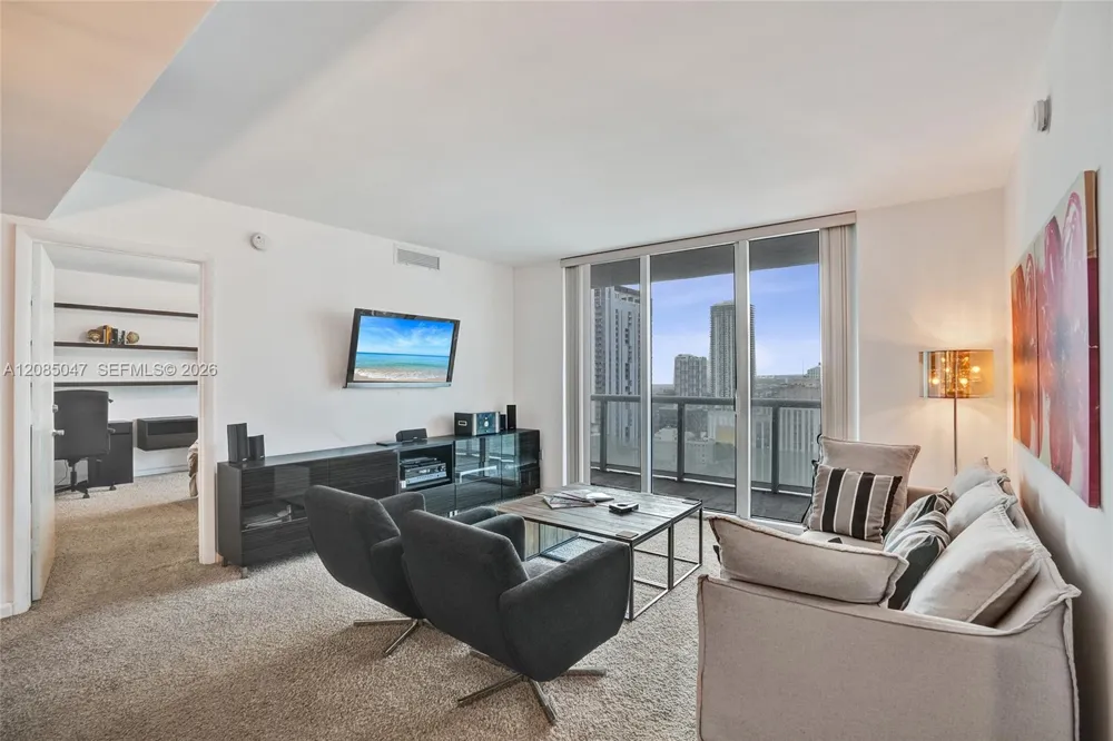 50 Biscayne Blvd #2801 Miami, FL 33132