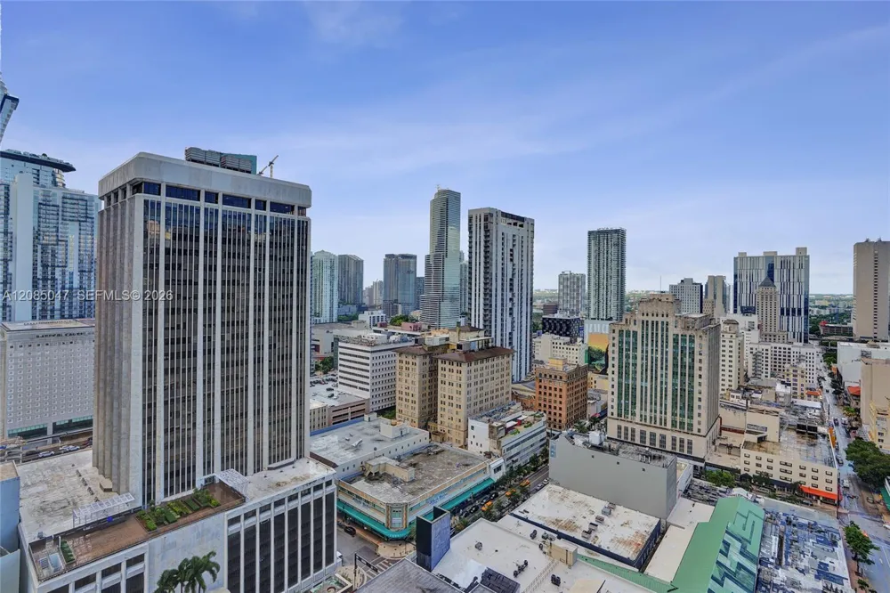 50 Biscayne Blvd #2801 Miami, FL 33132
