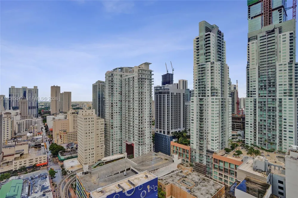 50 Biscayne Blvd #2801 Miami, FL 33132