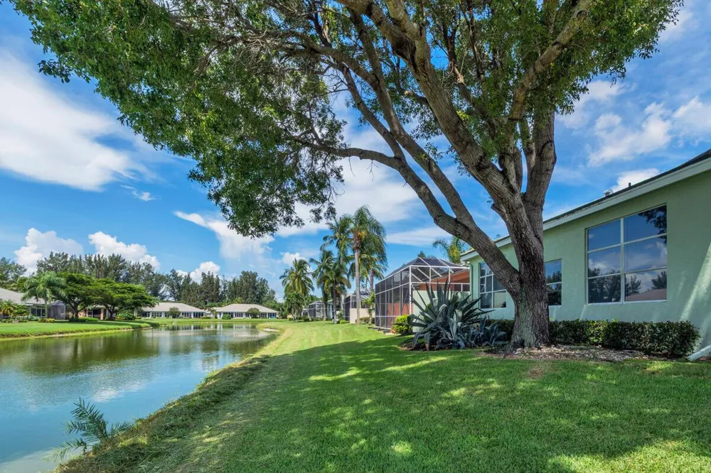 7693 ROCKFORD ROAD Boynton Beach, FL 33472