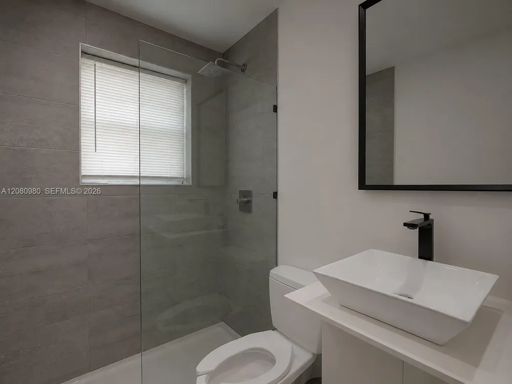 1618 Michigan Ave #26 Miami Beach, FL 33139
