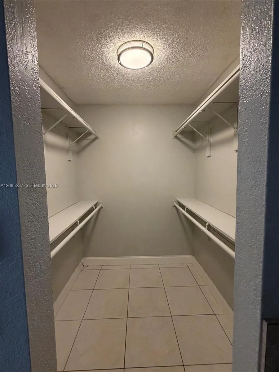 20591 SW 124th Ct Miami, FL 33177