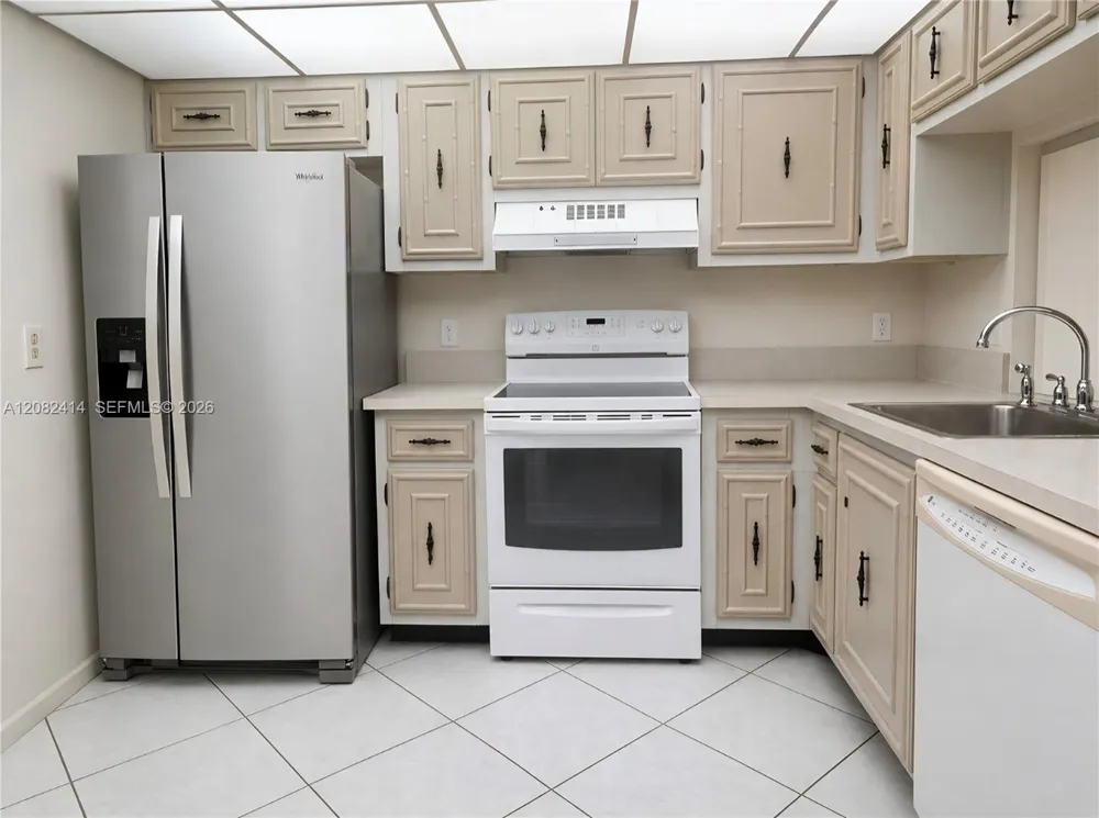 Address Not Shown Sunrise, FL 33351