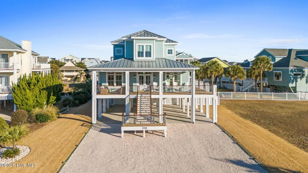 108 Strawflower Drive Supply, NC 28462